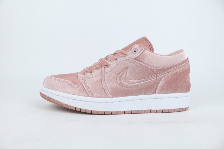 Air Jordan 1 Low SE Pink Velvet