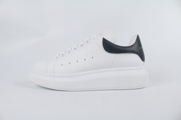 Alexander McQueen Oversized Ivory Black