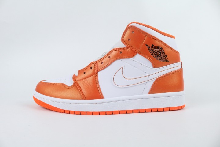 Jordan 1 Mid Metallic Orange