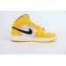 Jordan 1 Mid SE Lakers