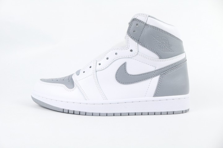 Jordan 1 Retro High OG Stealth