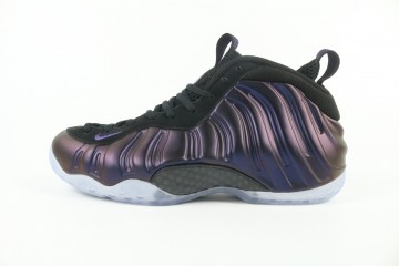 Nike Air Foamposite One Eggplant
