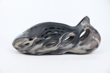 adidas Yeezy Foam RNNR MX Brown Blue 4126