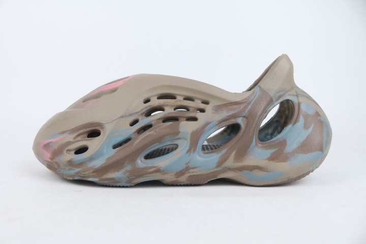 adidas Yeezy Foam RNNR MX Sand Grey 3969