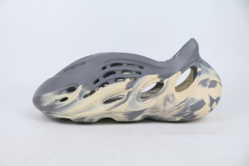 adidas Yeezy Foam RNNR MXT Moon Gray 7904