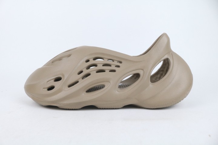 adidas Yeezy Foam RNNR Mist 6774